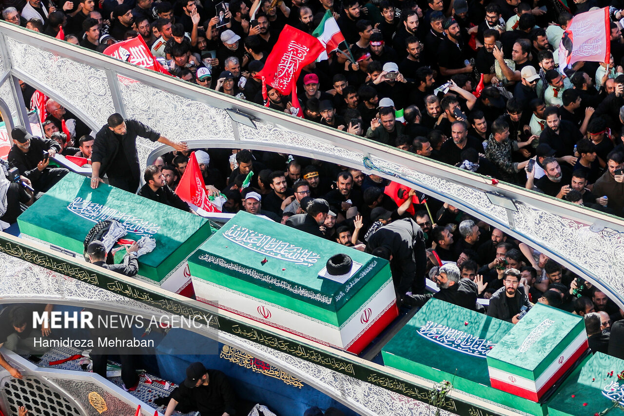بغض‌های فروخورده در قاب تصویر؛ روایت اهالی رسانه از سوگ رهبر شهید