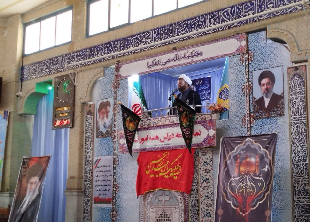 تشییع باشکوه رهبر شهید پیوند ملت با ولایت را مستحکم‌تر کرد