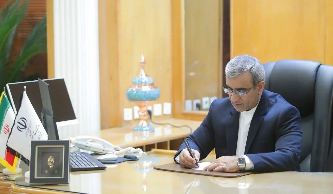 قدردانی از حماسه‌آفرینی مردم و عوامل برگزاری آیین تشییع رهبر شهید در مشهد