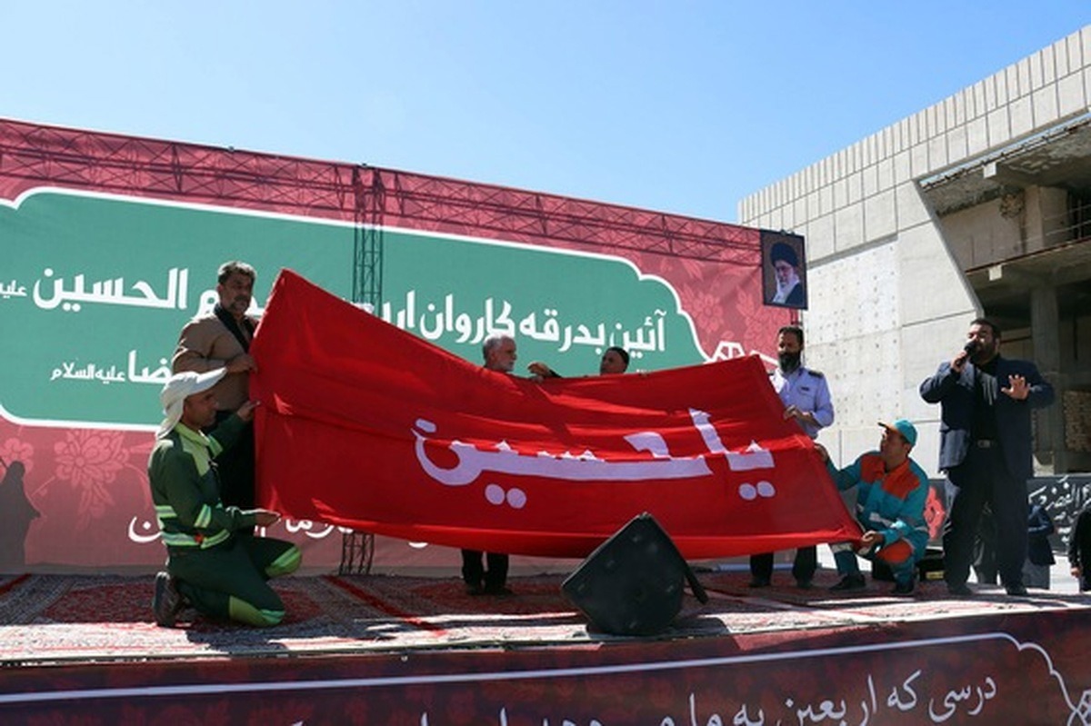 اعزام کاروان خادمان حمل‌ونقل زائران اربعین شهرداری مشهد به مرز چزابه با ۷۰ دستگاه اتوبوس
