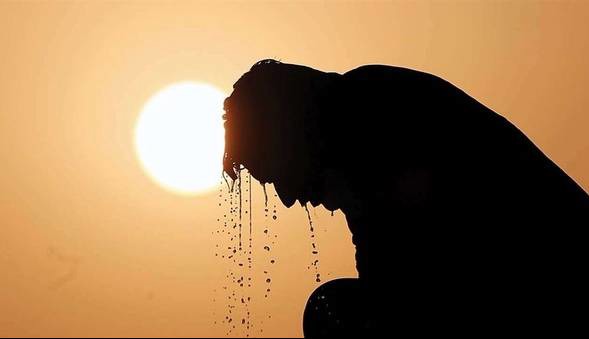 خراسان رضوی تا دوشنبه به شدت گرم است؛ دمای هوا در سرخس ۴۴درجه