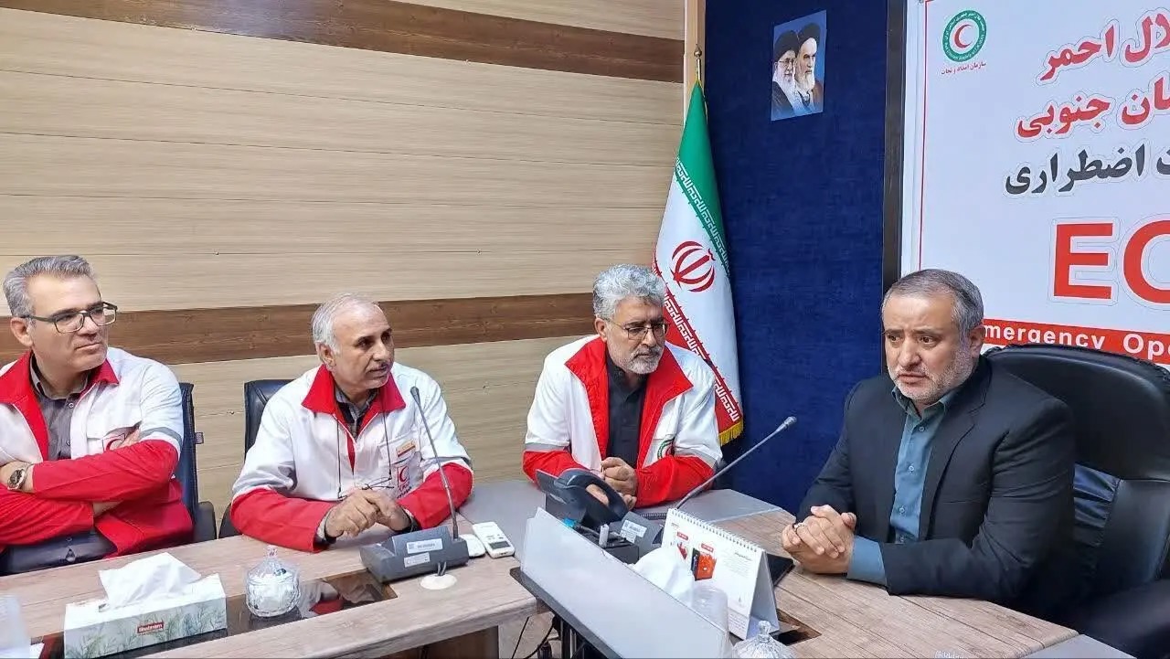 حضور نیروهای هلال‌احمر در جاده‌ها، نقش مهمی در افزایش ایمنی سفرها دارد