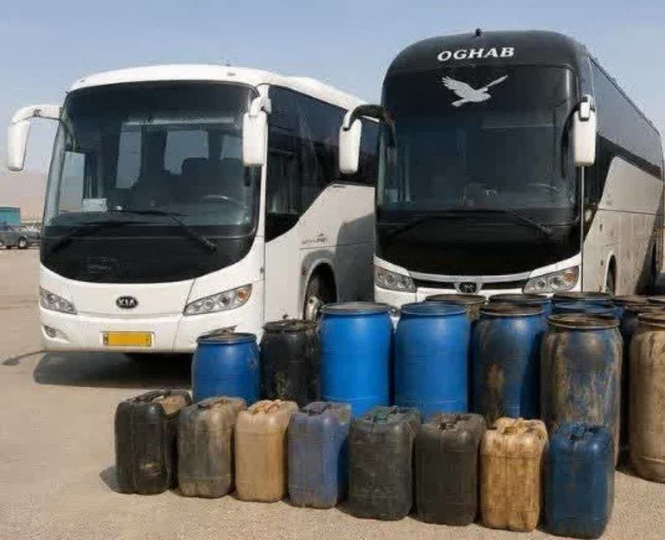 اتوبوس‌های حامل سوخت قاچاق با تلاش پلیس قاینات به مقصد نرسیدند