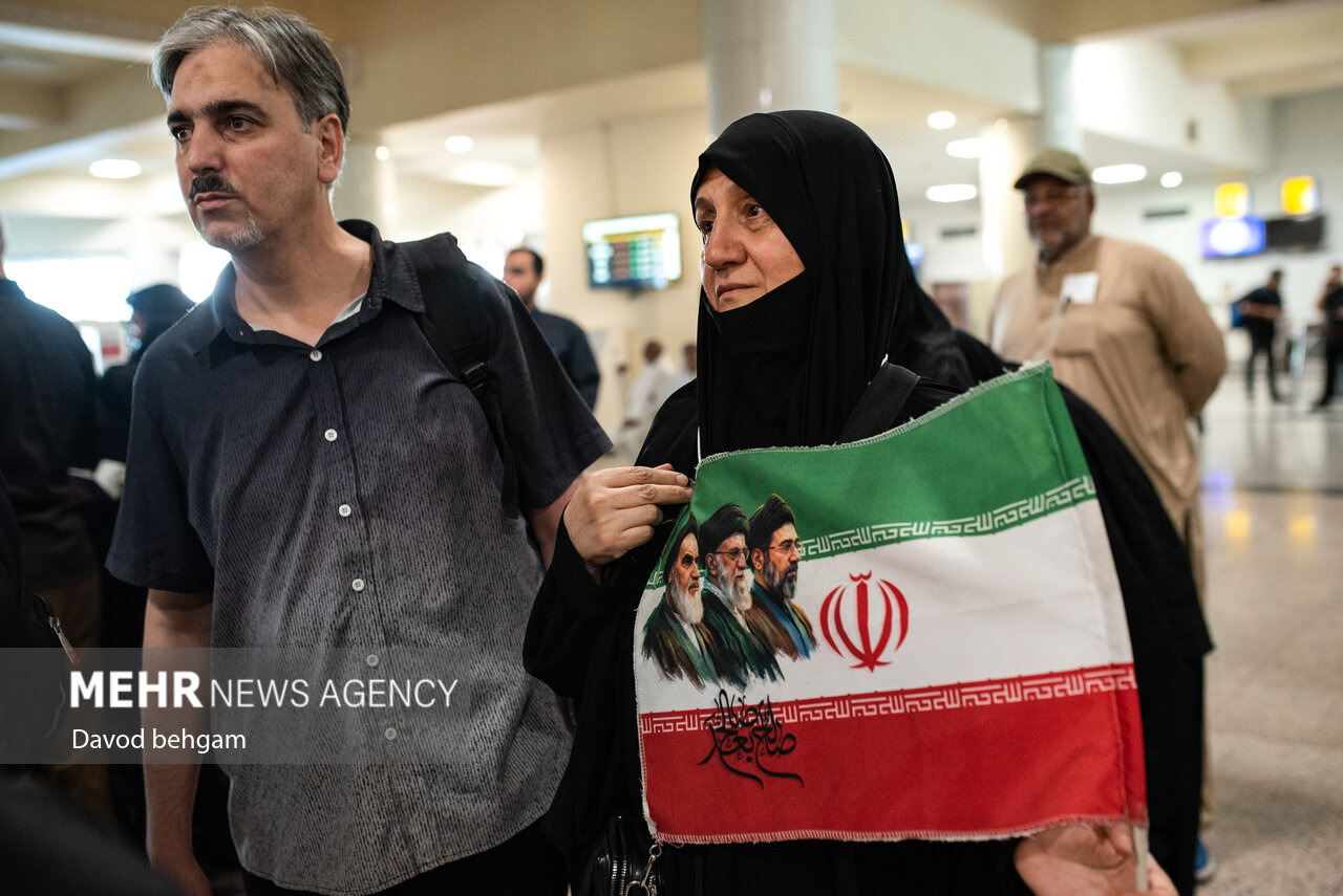 مشهد در مسیر اربعین؛ اعزام زائران خراسانی از فرودگاه شهید هاشمی‌نژاد