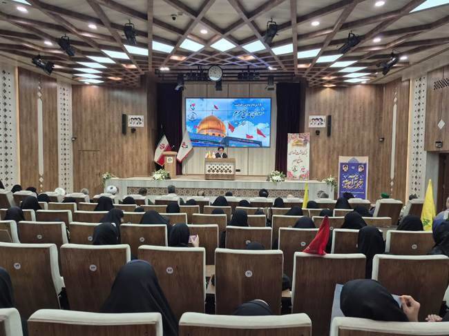 مراسم بزرگداشت شهدای مدافع حرم در مشهد مقدس