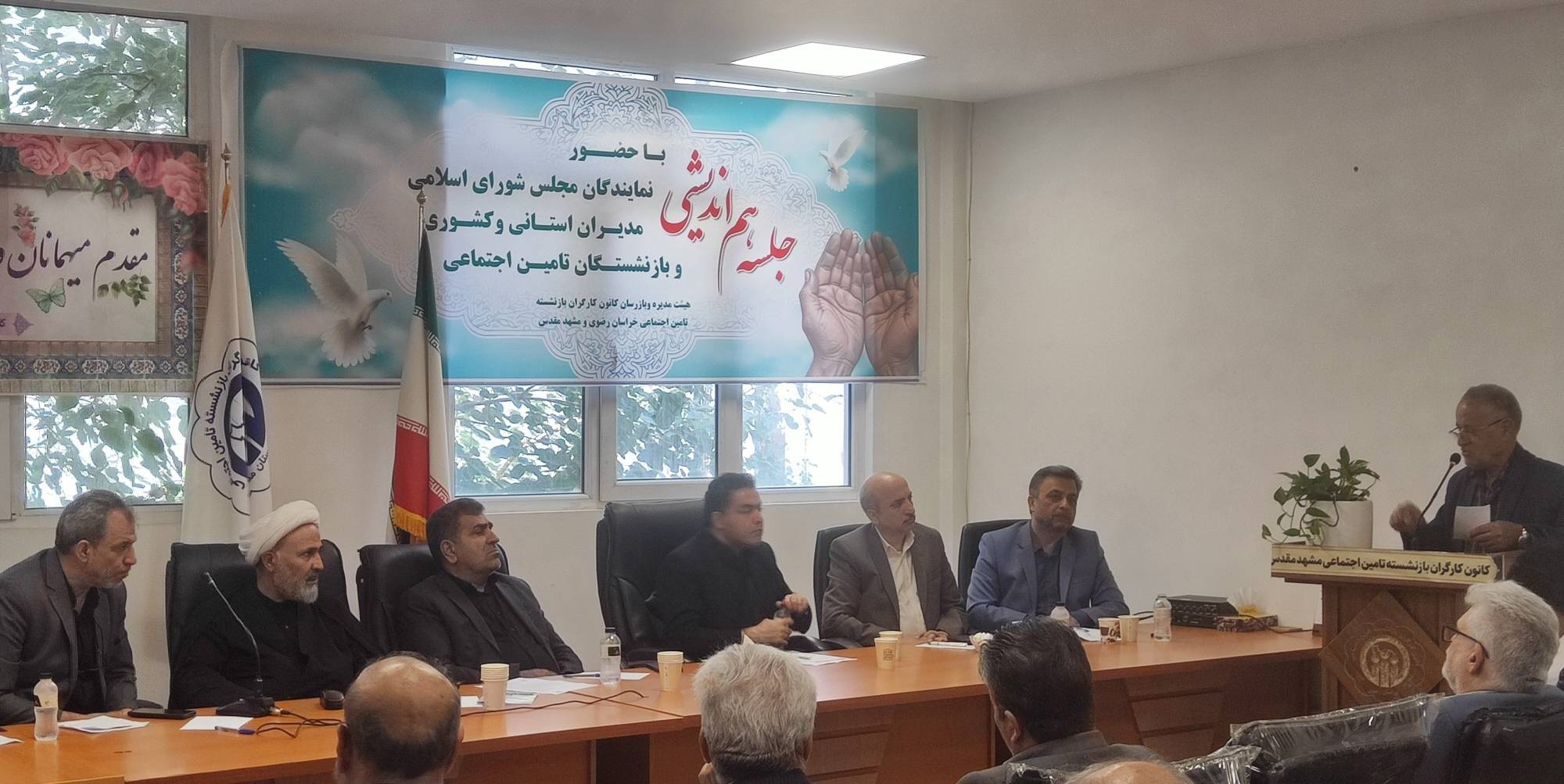معیشت بازنشستگان تامین اجتماعی در گرو پرداخت بدهی دولت است