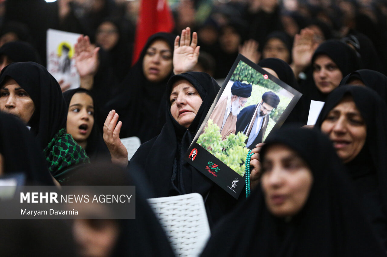 مراسم بزرگداشت چهلم «آقای شهید ایران» در مصلای تهران آغاز شد