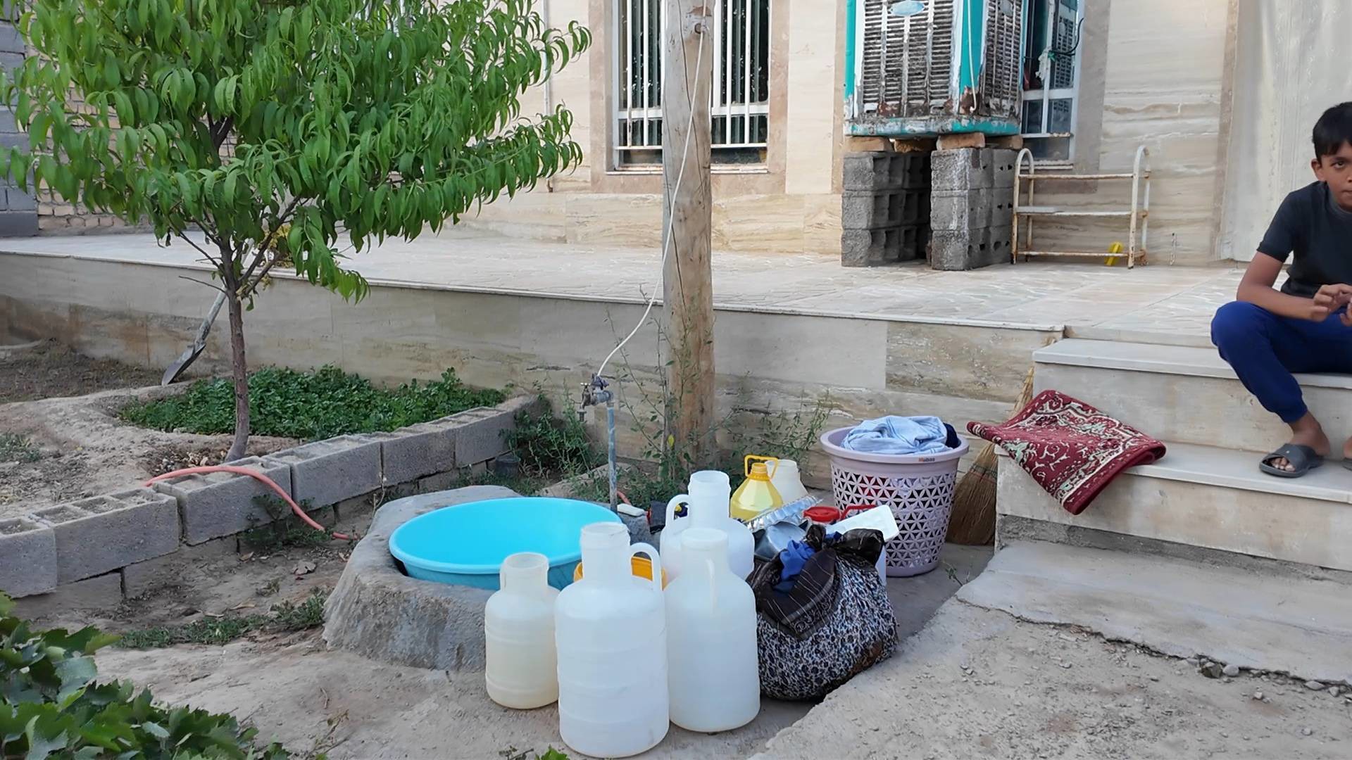 اختلال در زندگی دو هزار خانوار شهر آلماجق قوچان به دلیل کمبود چندماهه آب