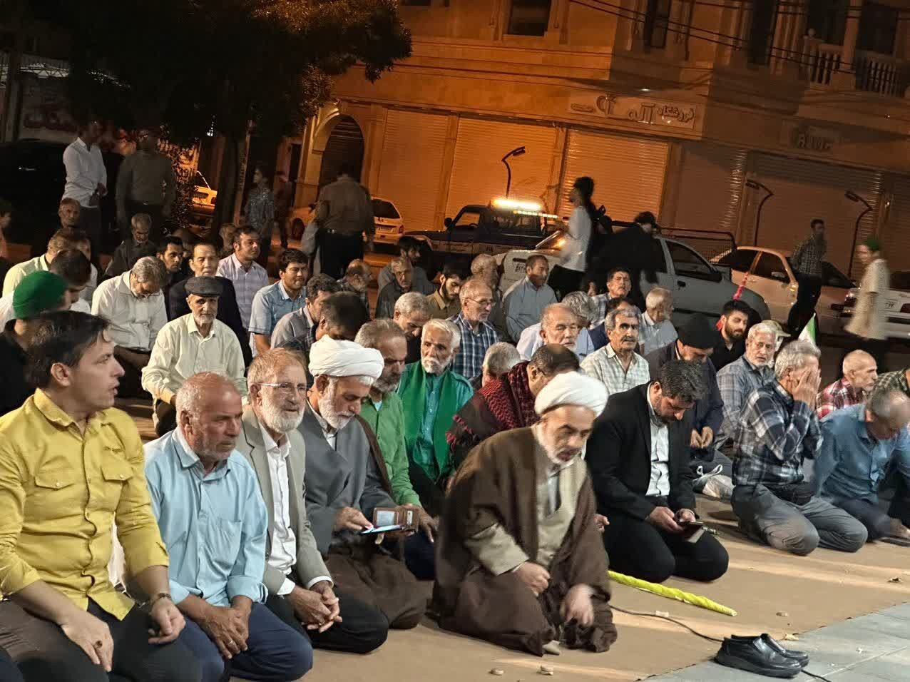 اقامه نماز استغاثه در یکصد و هفتاد و چهارمین میعاد شبانه چناران
