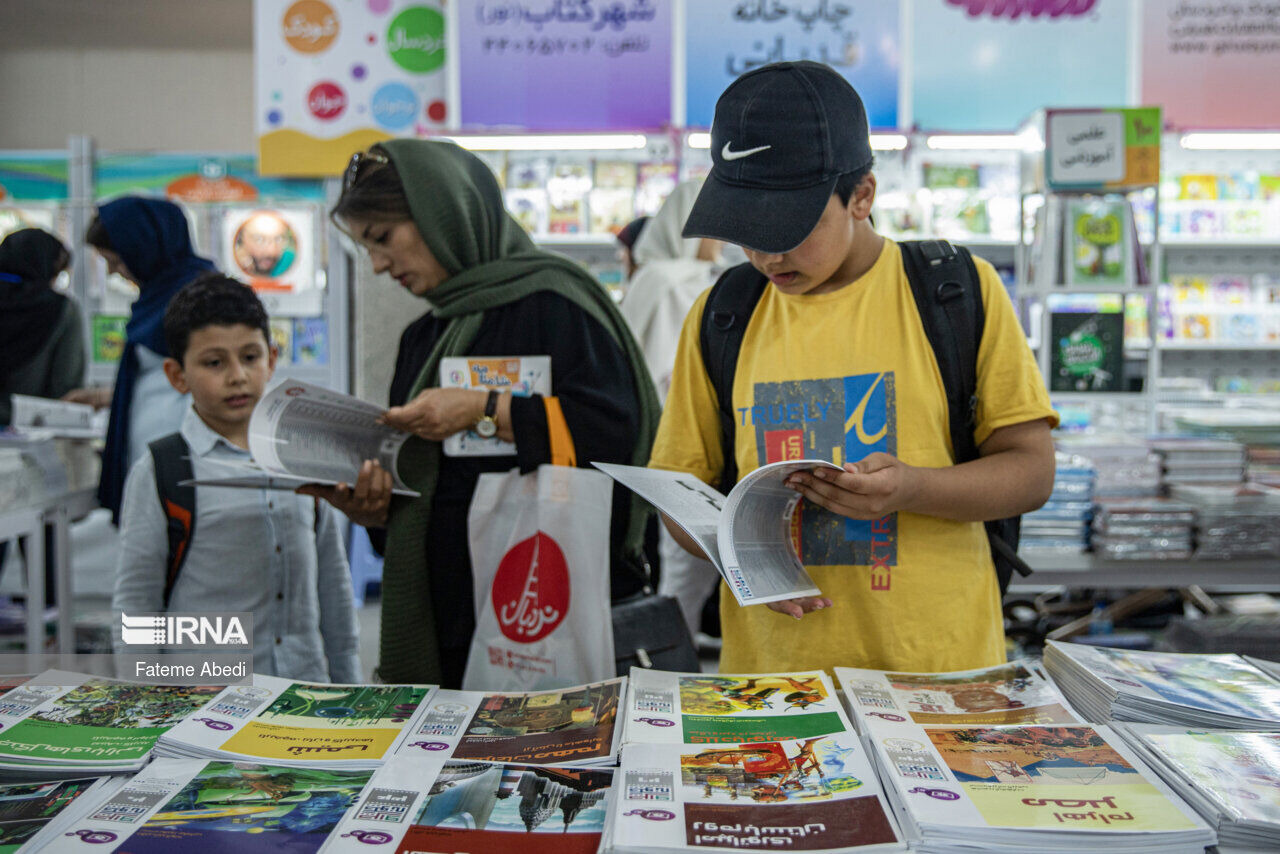 نمایشگاه کتاب بجنورد به مناسبت هفته دولت گشایش یافت | آخرین خبر