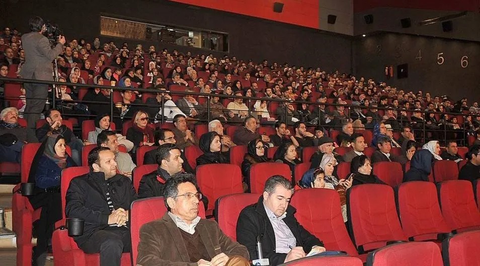 فروش سینماهای خراسان رضوی از ۳۸۷ میلیارد ریال گذشت