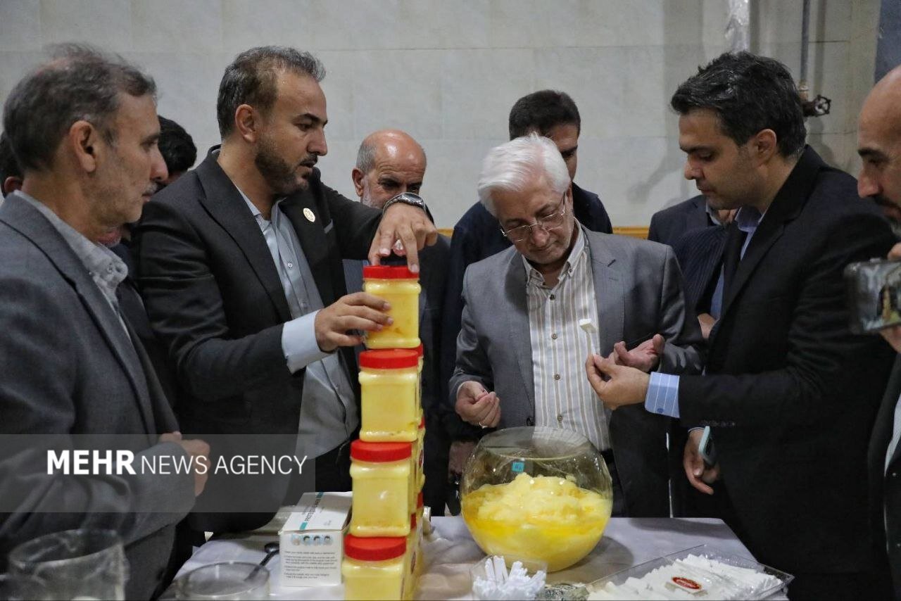 کارخانه لبنی با حضور استاندار خراسان شمالی در گرمه افتتاح شد