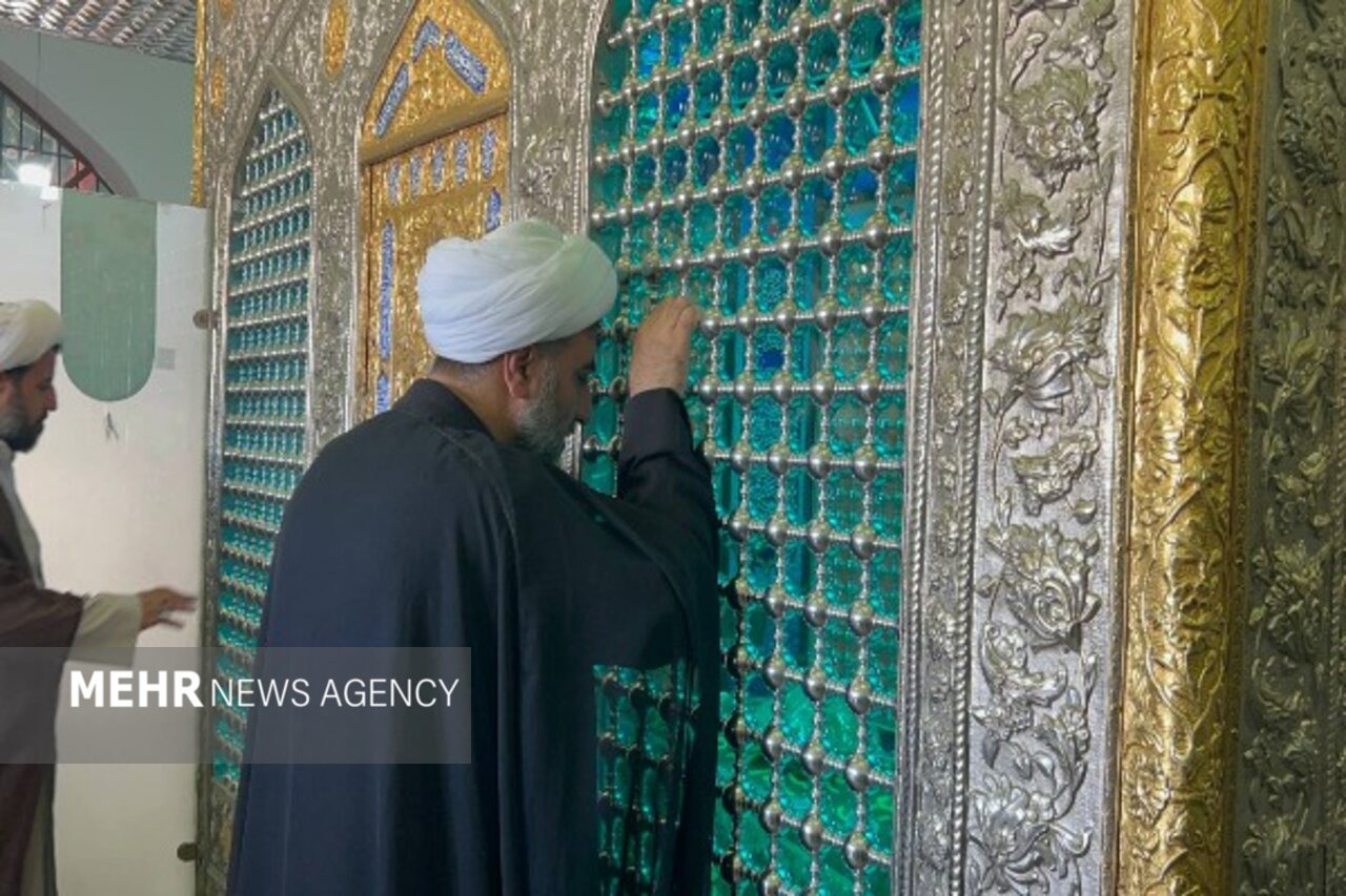 حضور معاون سازمان تبلیغات اسلامی در آستان مقدس امام‌زاده سیدعباس(ع)