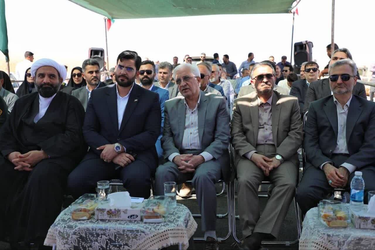 قطعه سوم محور اصلی میامی ـ جاجرم کلنگ زنی شد
