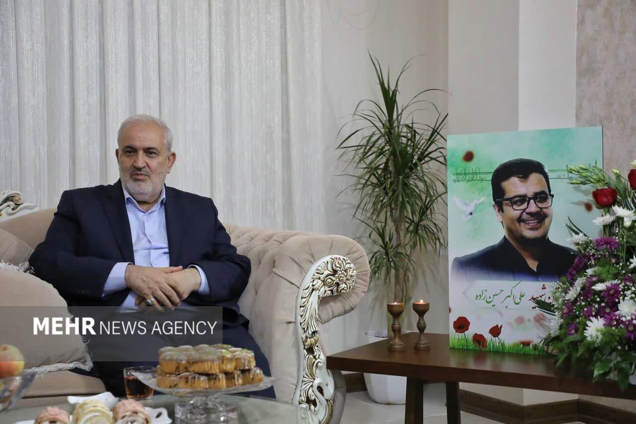 علی‌آبادی: باید در جنگ فراگیر دشمن هوشیار و مقاوم باشیم