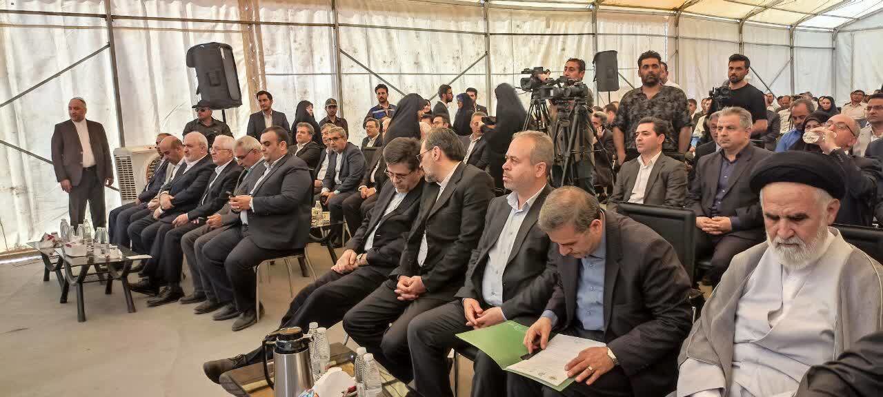 افتتاح نیروگاه خورشیدی ۷۲ مگاواتی روستای قاسم خان در اسفراین