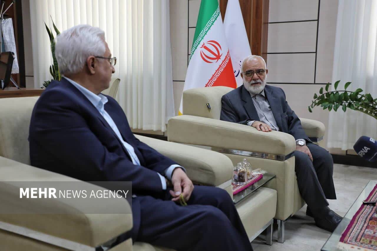 بختیاری: مددجویان کمیته امداد در طرح‌های اقتصادی نقش‌آفرین می‌شوند