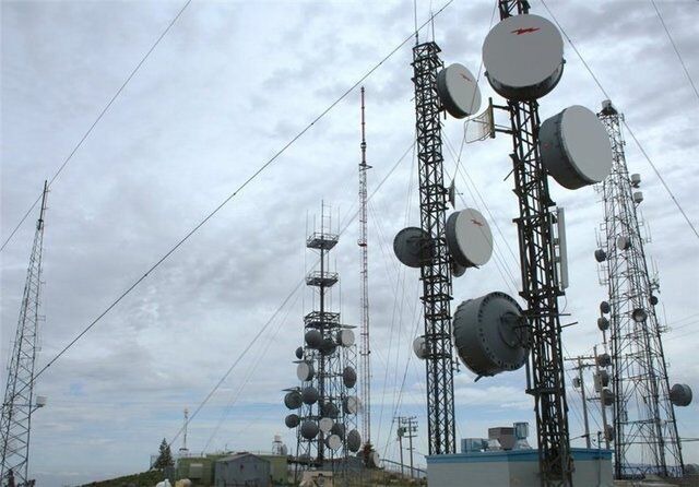 ۶۰ درصد دکل‌های مخابراتی در تهران فاقد مجوز هستند
