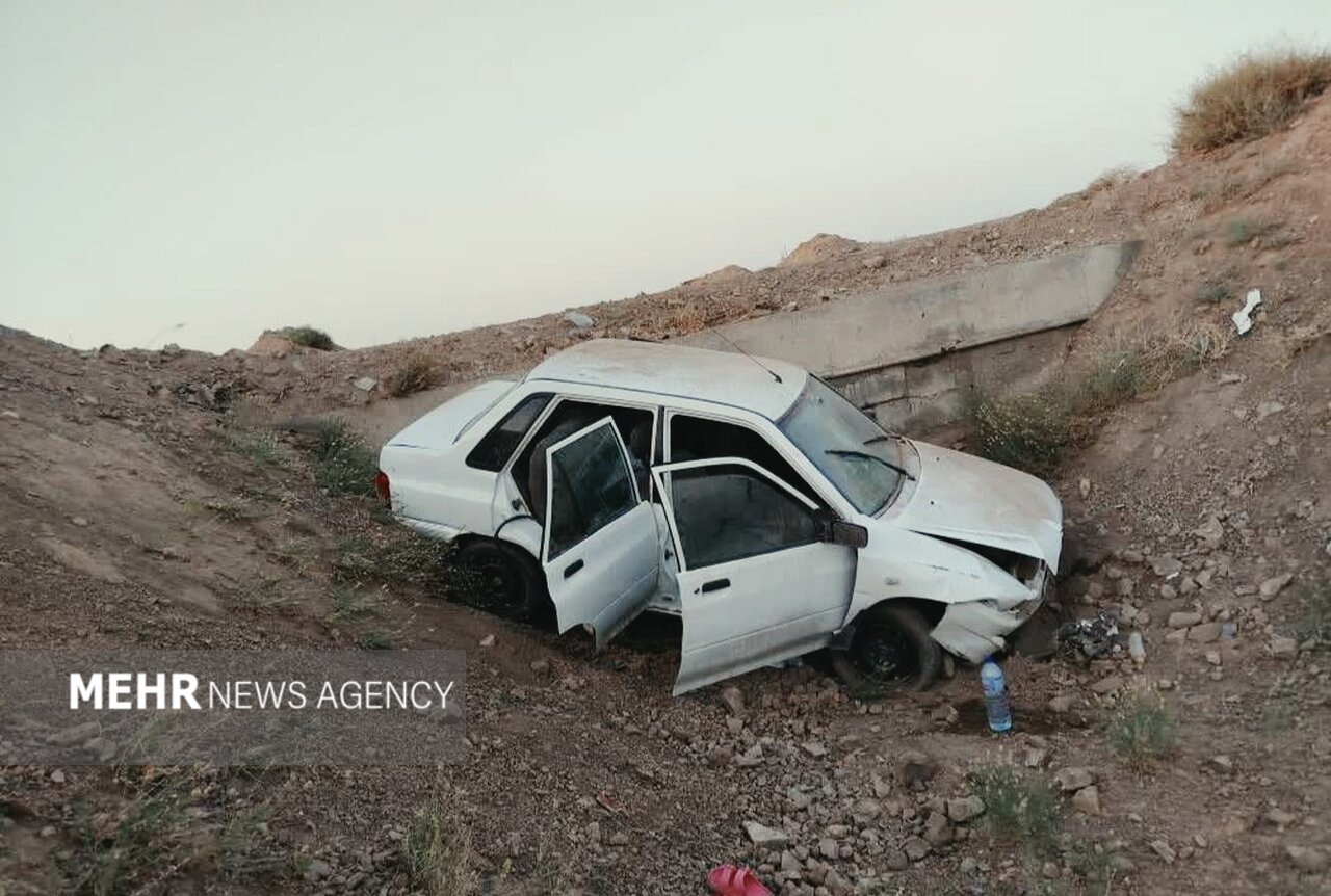 رستمی: واژگونی پراید در محور راز به بجنورد ۵ مصدوم داشت