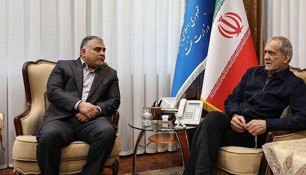 پاک‌نژاد: ۱۱.۵ میلیون مترمکعب گاز مشعل جمع‌آوری شد