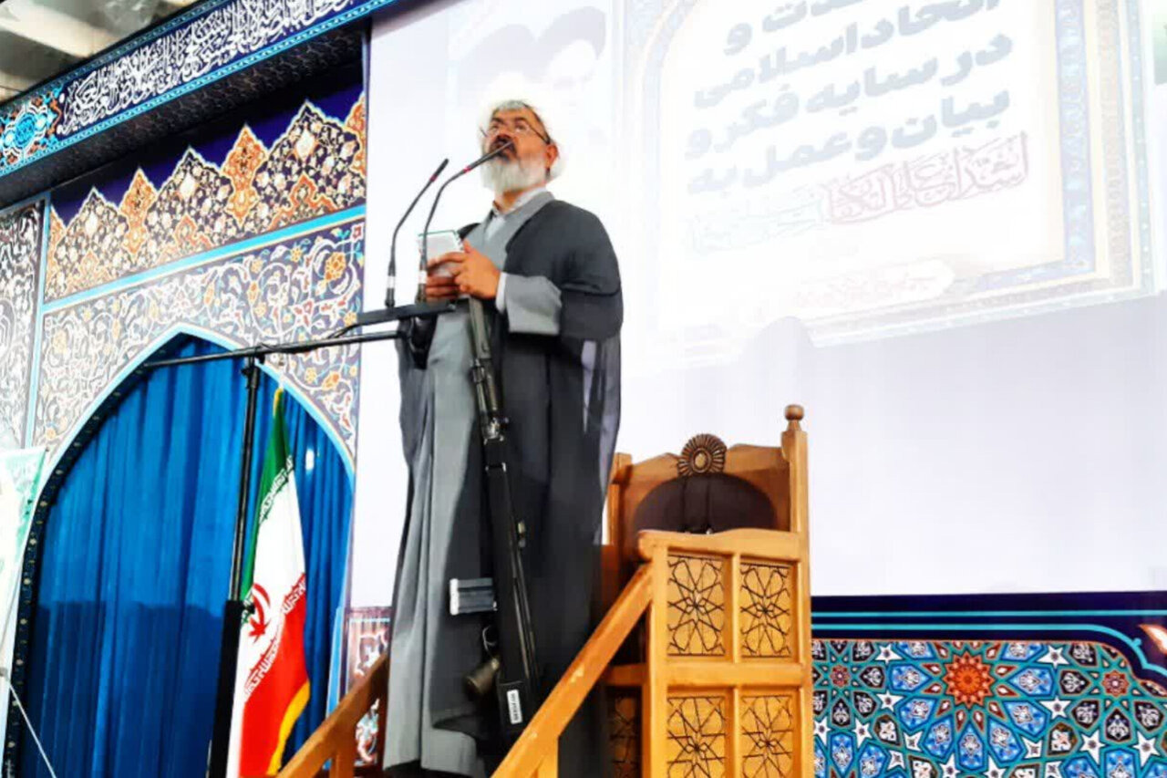 طاهری: رهبر معظم انقلاب بر حضور مردم در صحنه و حفظ وحدت تأکید دارند