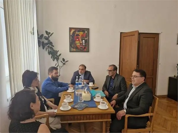 گسترش ارتباطات فرهنگی کتاب و ادبیات ایران و ارمنستان