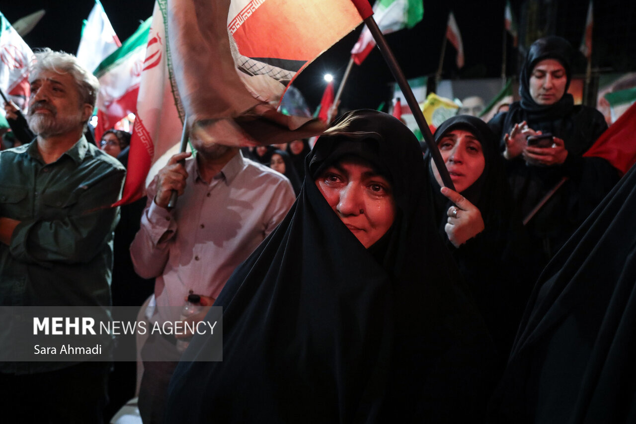 جشن میلاد رهبر انقلاب در قرار ۱۹۱ مشهدی‌ها