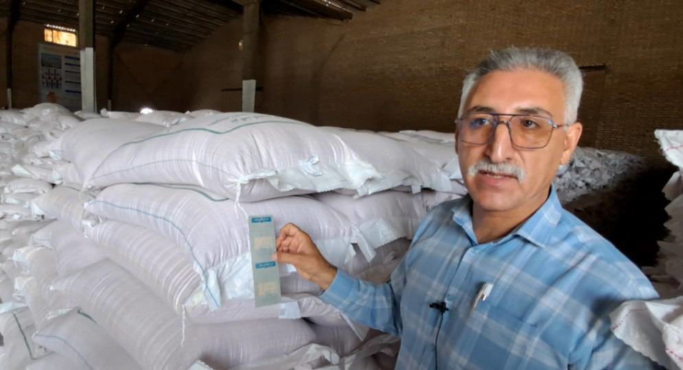 رونمایی از روند تولید و نصب بارکد بذر در مجموع کشت و صنعت جوین