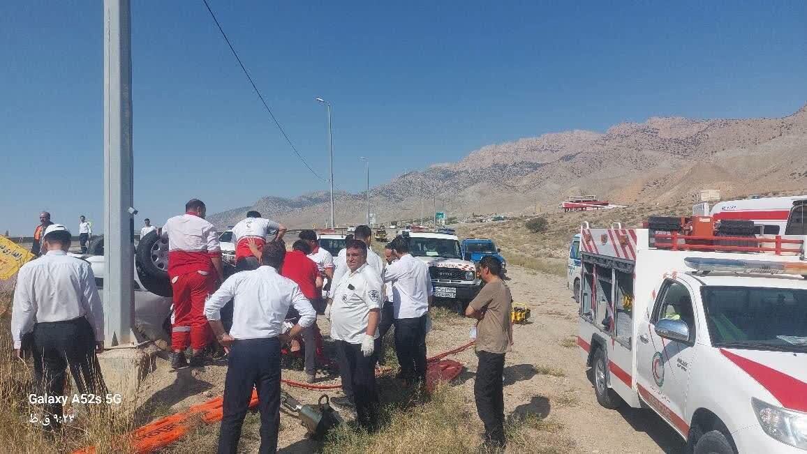 بر اثر برخورد پژو پارس و نیسان در محور آشخانه ـ چمن‌بید۴ نفر جان باختند