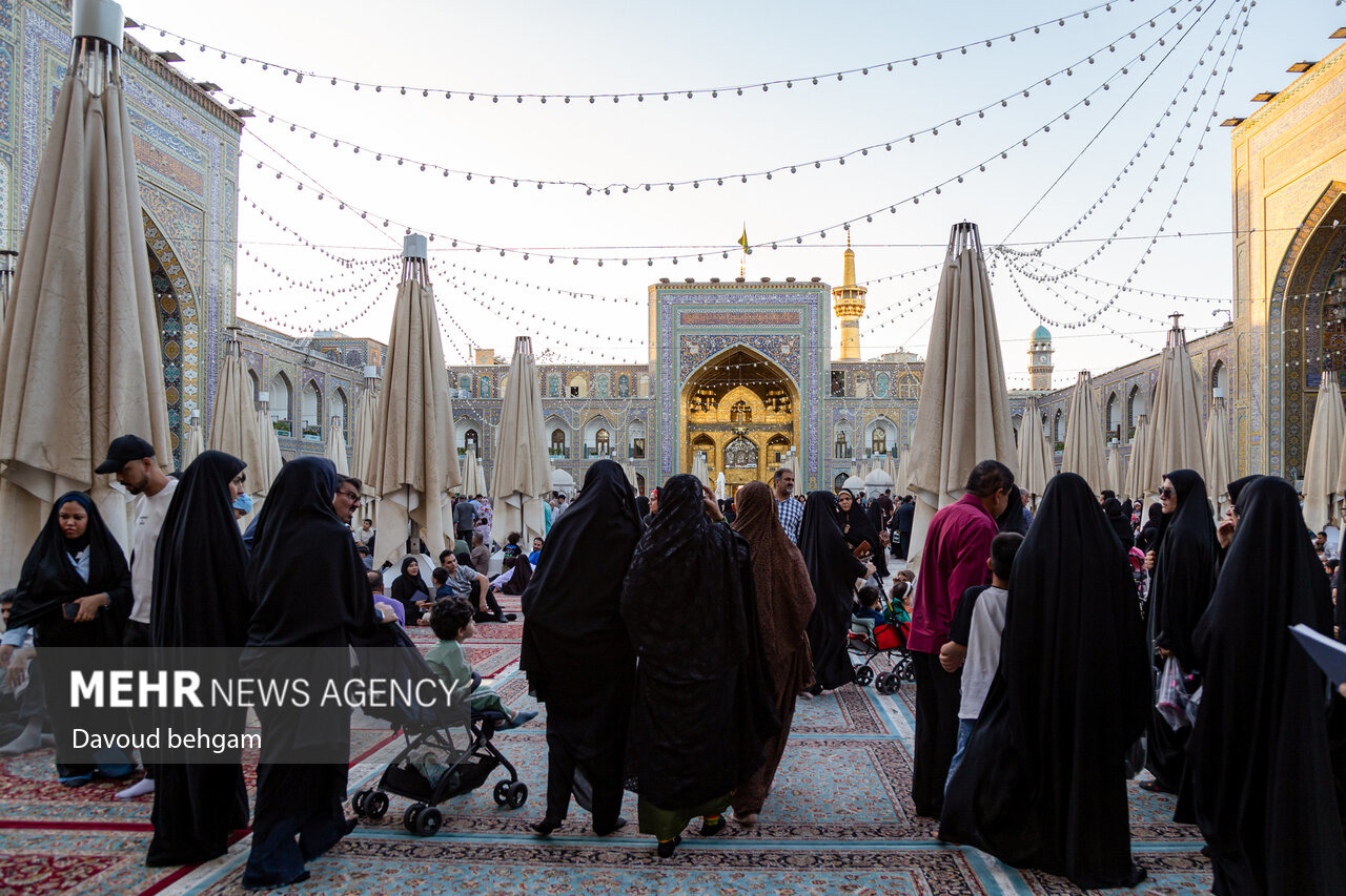 حضور کاروان عاشقی از طبرستان به آستان مقدس حضرت رضا(ع)