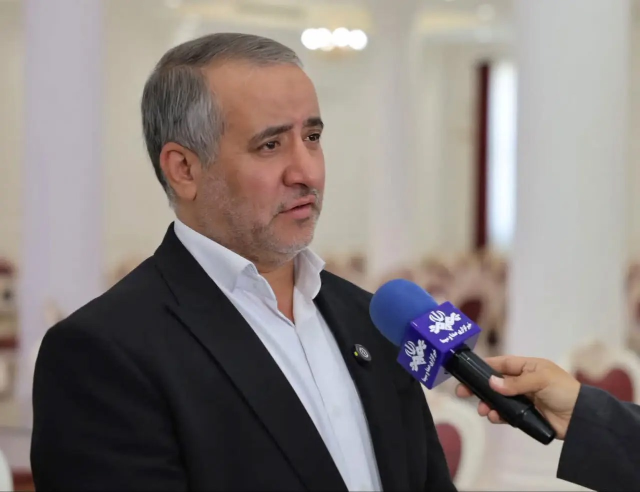 چرخ تجارت در ماهیرود می‌چرخد؛ تردد روزانه ۱۲۵۰ کامیون