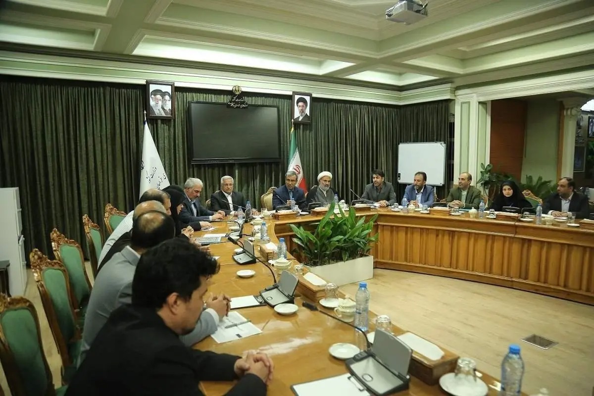 تأمین مسکن ایثارگران را با اولویت دنبال می‌کنیم