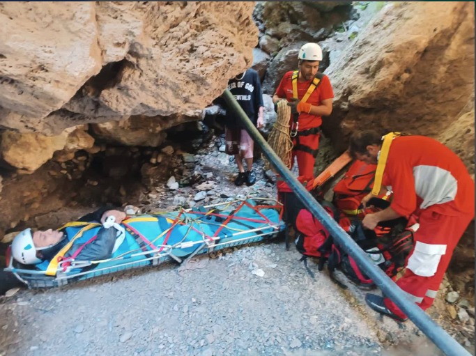 دومین حادثه سقوط از ارتفاع در کلات خراسان رضوی طی یک ماه