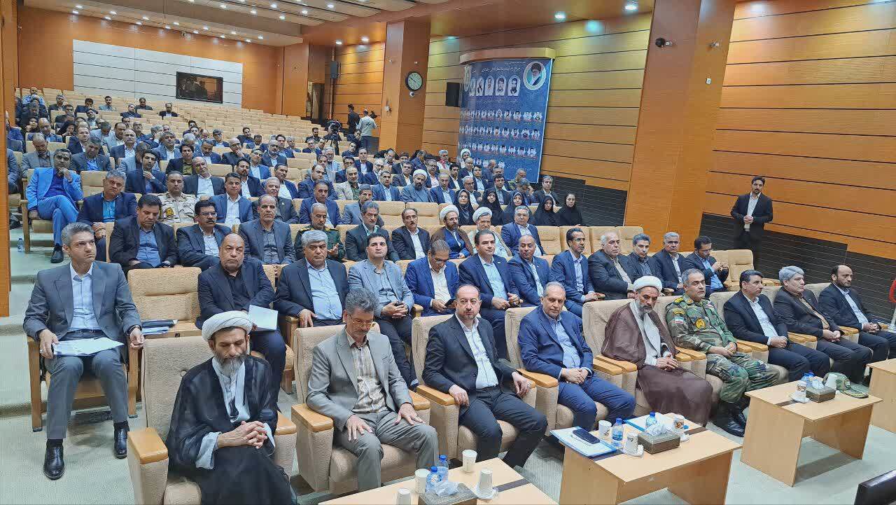 همه امکانات برای بازگشایی مدارس و برگزاری کنگره ۲۴۰۰ شهید بسیج شود