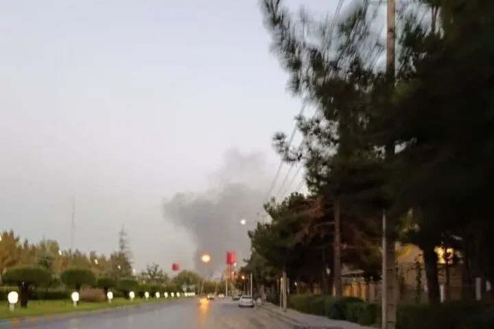 دود مشاهده شده در آسمان مشهد مربوط به آتش سوزی خار و خاشاک است