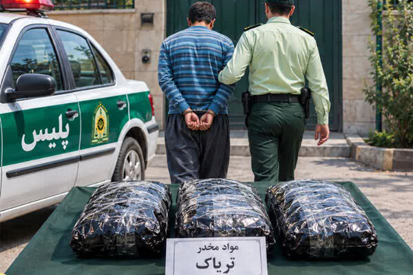 ۲ کیلو تریاک از قاچاقچی مواد در اسفراین کشف شد