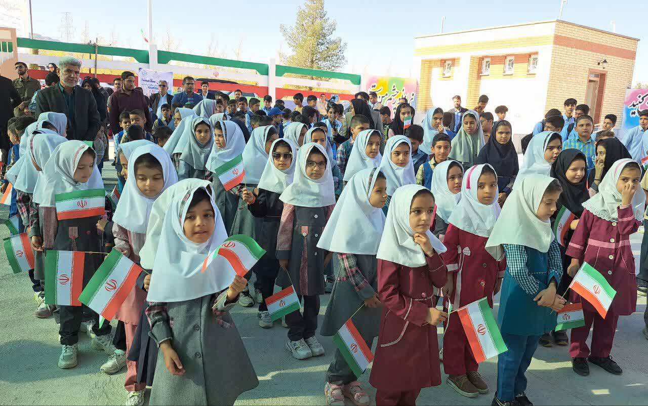 آغاز سال تحصیلی جدید بیش از ۱۹۴ هزار دانش آموز خراسان جنوبی