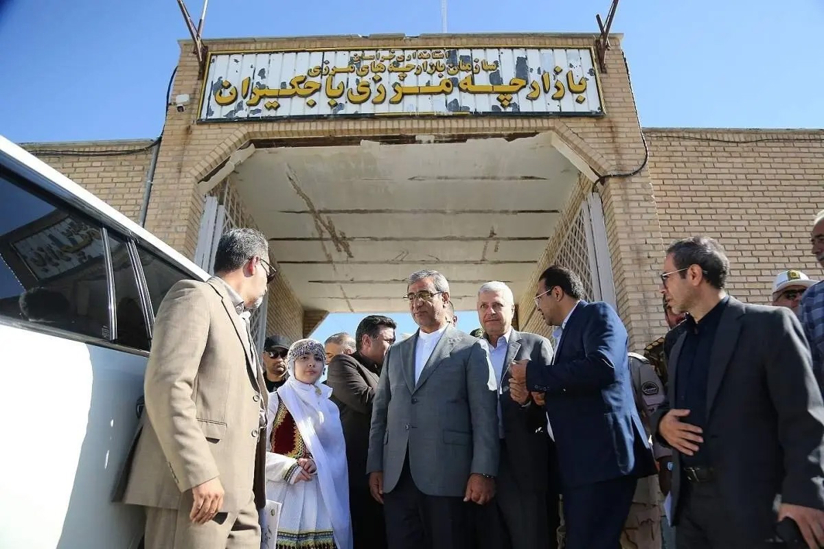 بازدیداستاندار خراسان رضوی از بازارچه مرزی وسالن مسافری-تجاری گمرک باجگیران