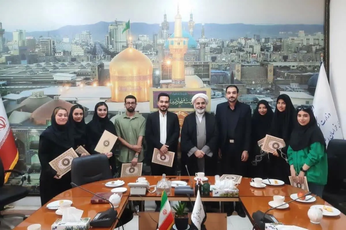 خدمت به مردم بزرگترین نعمت الهی است