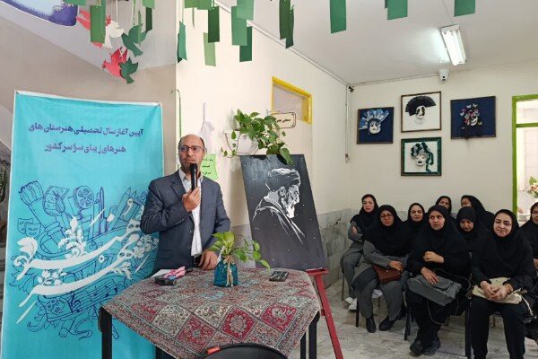 «مهر هنر» در بیرجند؛ روایت شهدا با زبان هنر و خلاقیت دانش‌آموزان