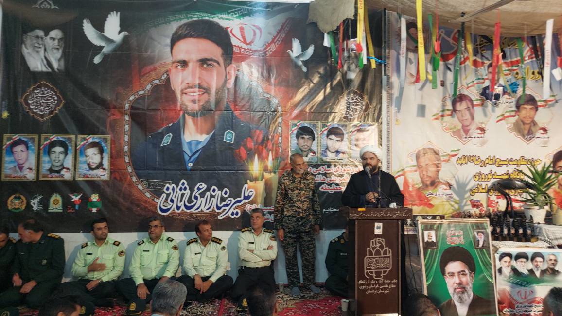 تکلیف امروز ما ایستادگی و مجاهدت است