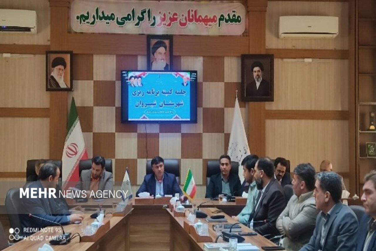 احمدی: پروژه‌های نیمه‌تمام شیروان تعیین تکلیف شوند
