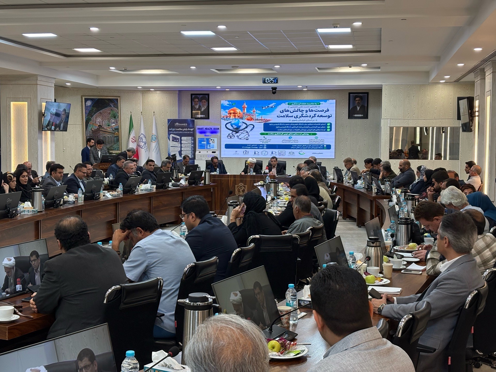 باید همکاری بیشتری میان حوزه های سلامت، گردشگری، دانشگاه و فناوری شکل بگیرد