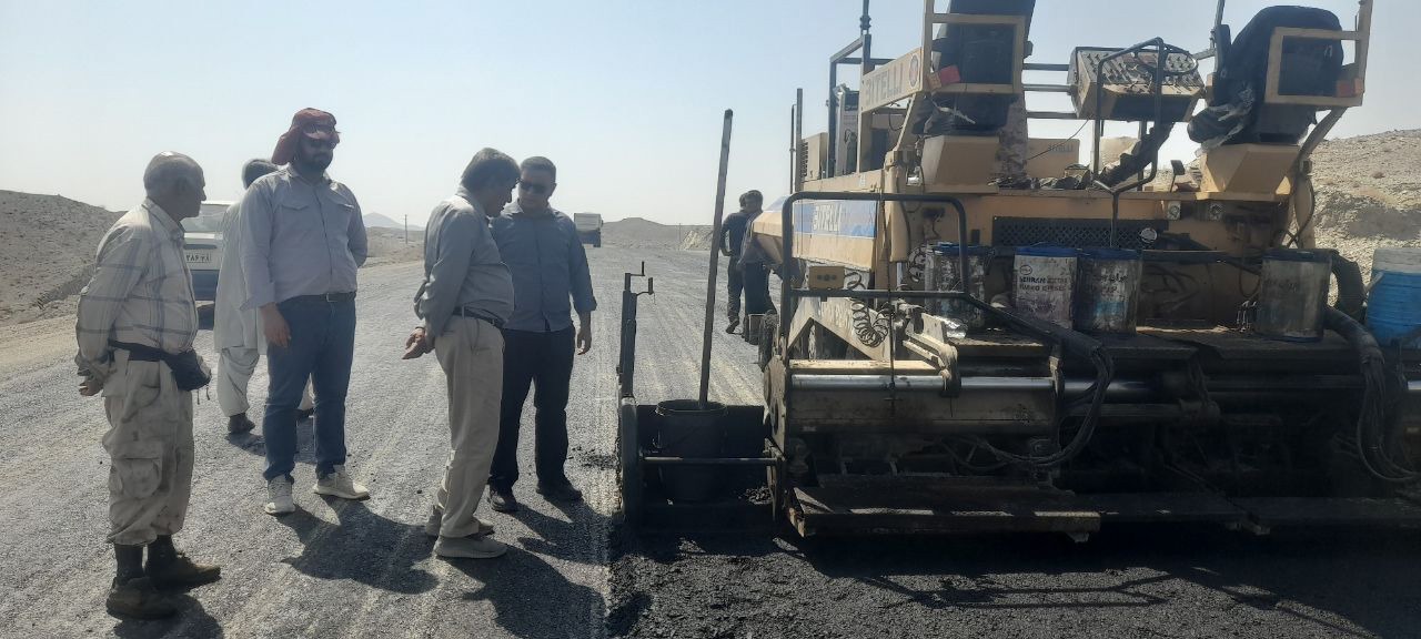 تکمیل پازل ترانزیتی شرق کشور؛ ۳۶ کیلومتر از بزرگراه زاهدان - خاش زیر بار ترافیک می‌رود