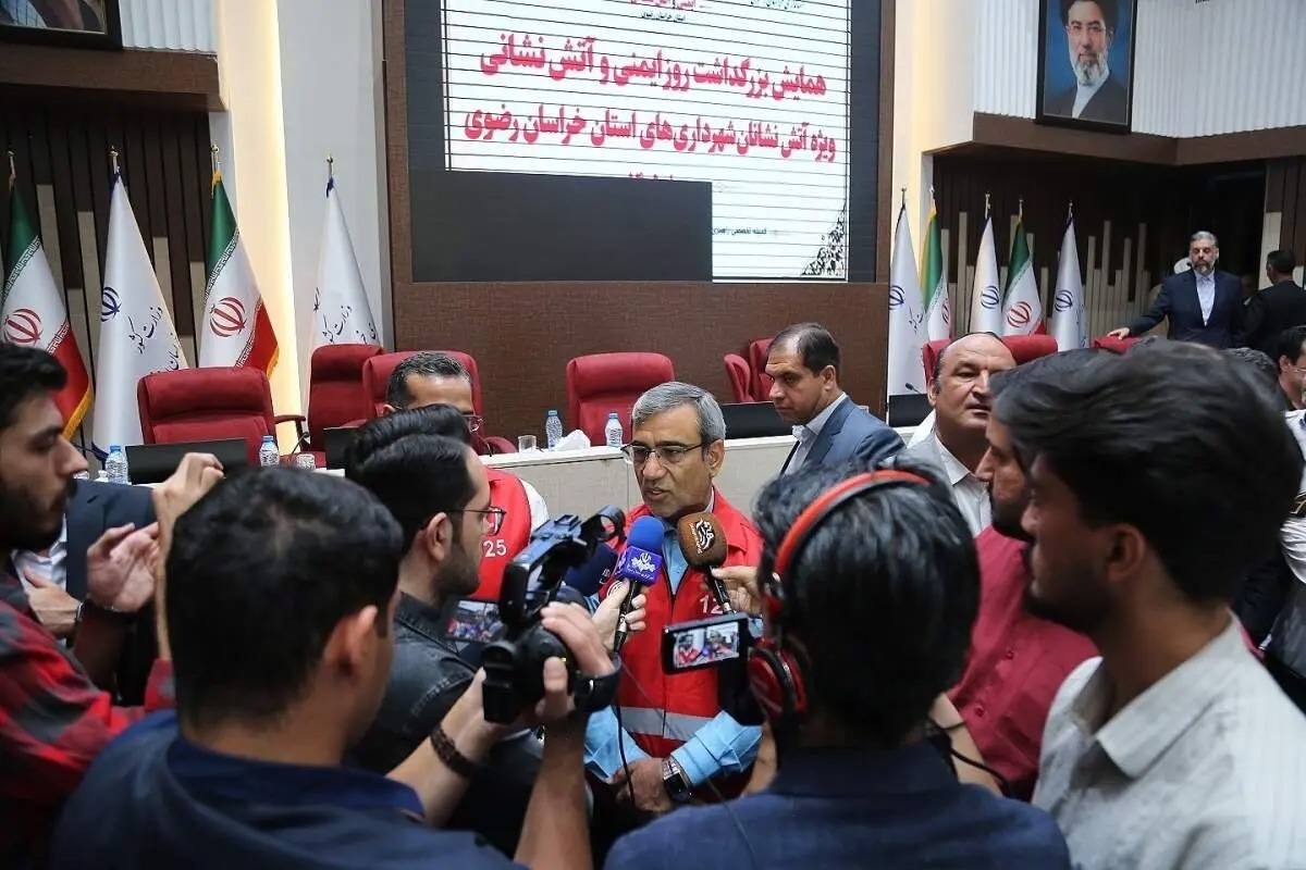 جایگاه شغلی آتش‌نشانان اصلاح و وضعیت شهدای آتش‌نشان پیگیری می‌شود