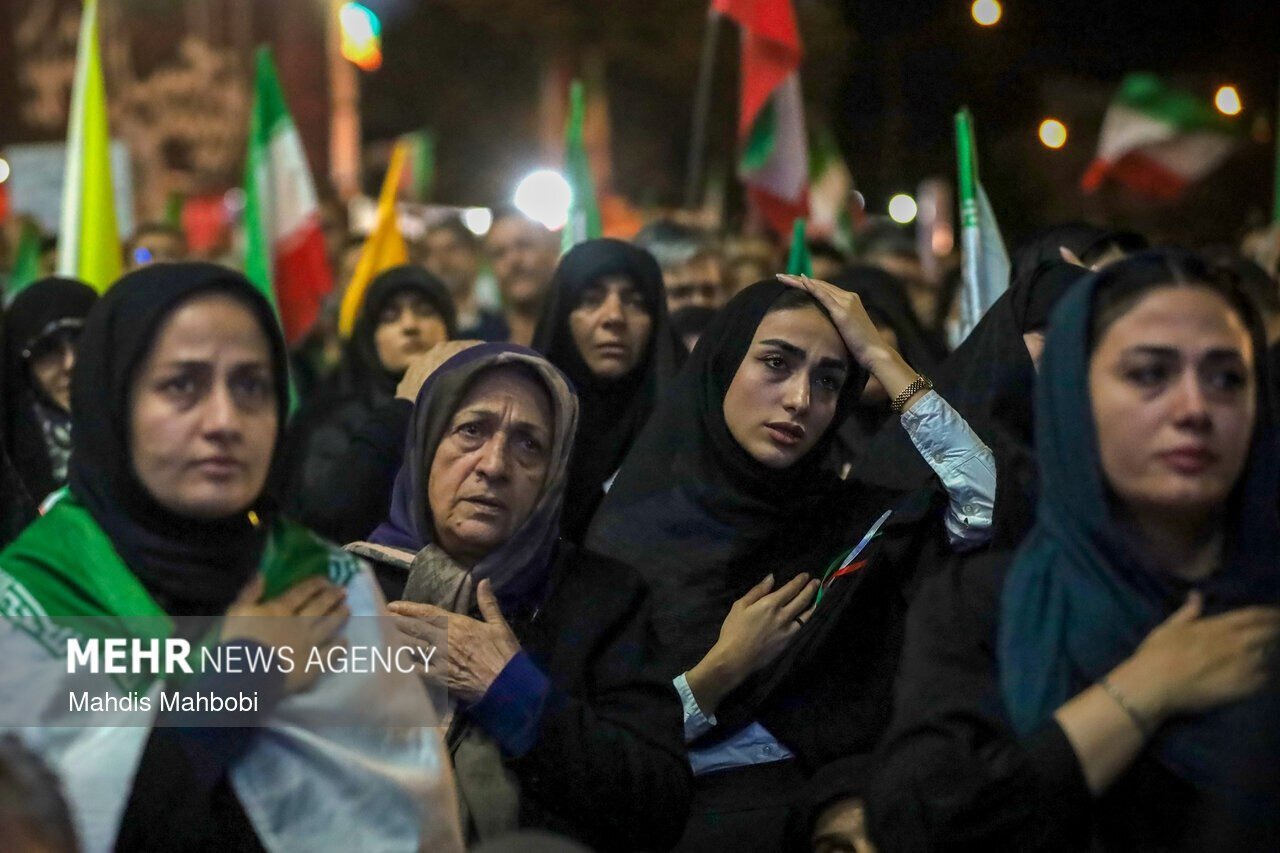 دویست و هفدهمین شب تجمع مردمی اسفراین برگزار شد
