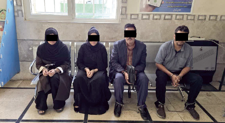 کف‌زنی ماهرانه سارقان البرزی از گردشگران خارجی و متصدیان مراکز تجاری در مشهد