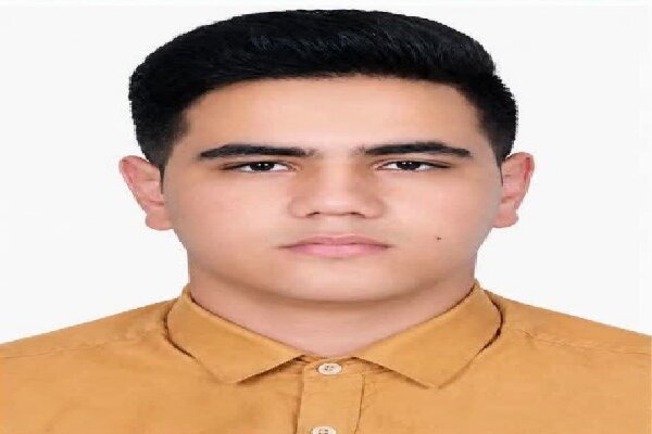 کسب رتبه ۱۷ کنکور سراسری توسط دانش‌آموز خوسفی