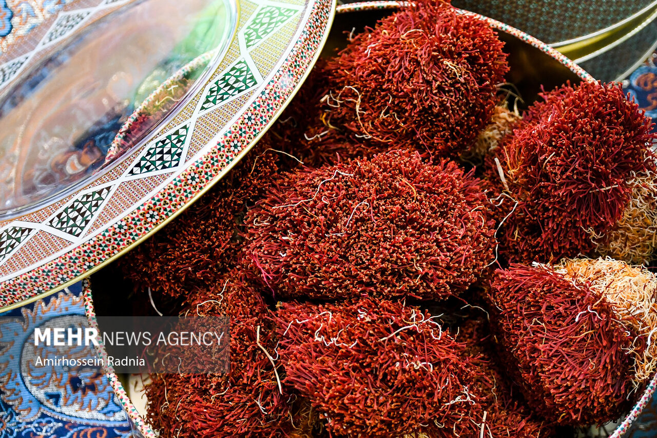 سومین جشنواره ملی زعفران آبان ۱۴۰۵ در مشهد برگزار می‌شود