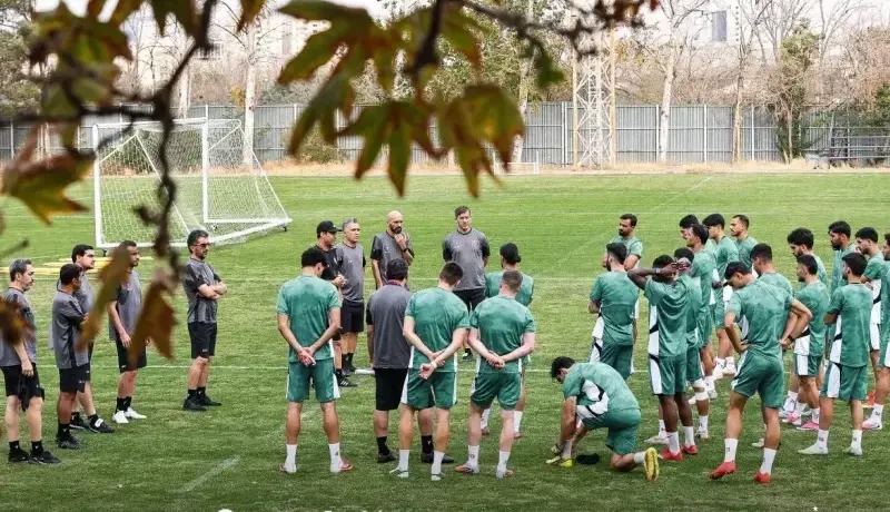 دو غایب قطعی پرسپولیس برابر صنعت